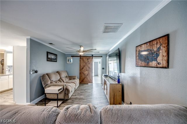 1131 SE 34th ST, Cape Coral, FL 33904