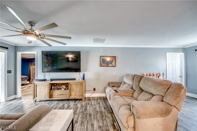1131 SE 34th ST, Cape Coral, FL 33904