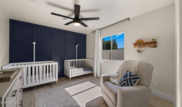 4049 E VISTA Drive, Phoenix, AZ 85032