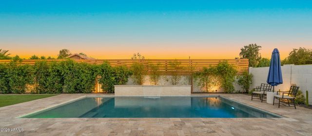 4049 E VISTA Drive, Phoenix, AZ 85032