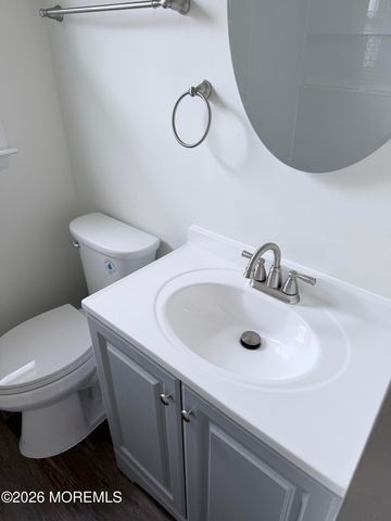 90 Barbados Drive S, Toms River, NJ 08757