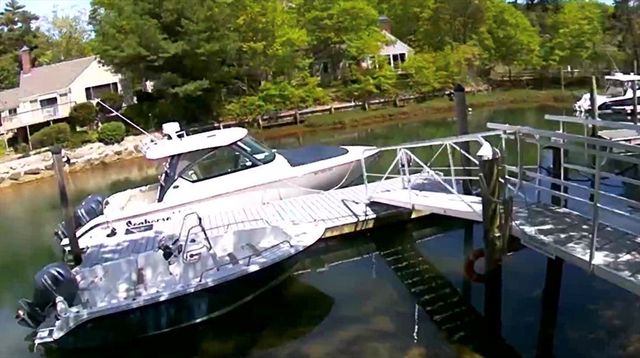 18 Spoondrift Cir, Mashpee, MA 02649