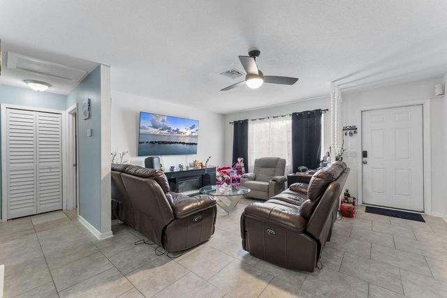 4116 Plumosa Street, West Palm Beach, FL 33406