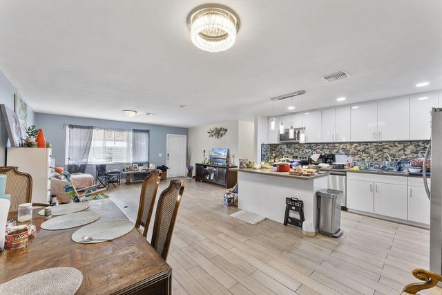 4116 Plumosa Street, West Palm Beach, FL 33406