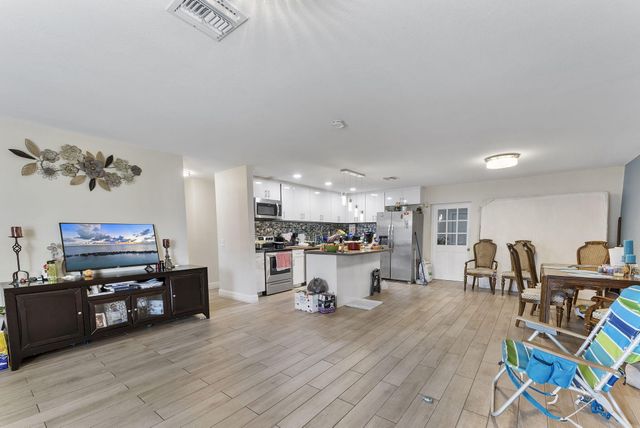 4116 Plumosa Street, West Palm Beach, FL 33406
