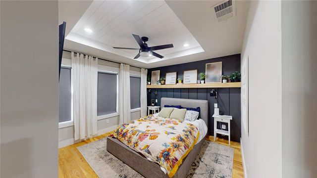 908 Crescent Street, Denton, TX 76201