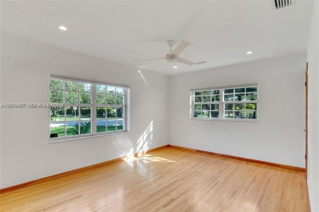 4930 Riviera Dr 0, Coral Gables, FL 33146