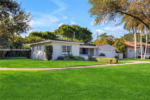 4930 Riviera Dr 0, Coral Gables, FL 33146