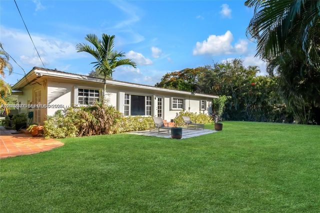 4930 Riviera Dr 0, Coral Gables, FL 33146