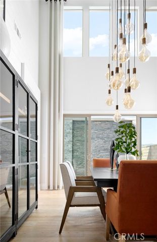 11823 Canoga Avenue, Chatsworth (los Angeles), CA 91311