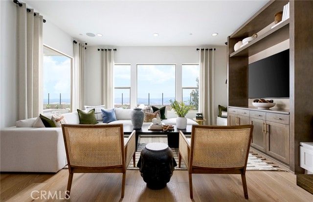 11823 Canoga Avenue, Chatsworth (los Angeles), CA 91311