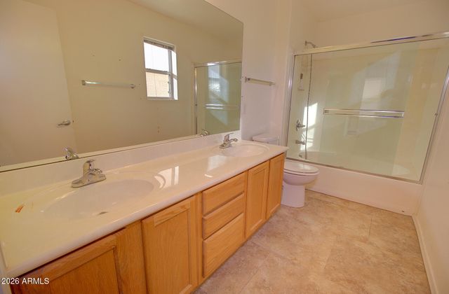 4927 W WARREN Drive, Casa Grande, AZ 85194