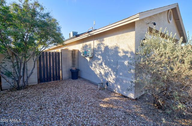 4927 W WARREN Drive, Casa Grande, AZ 85194