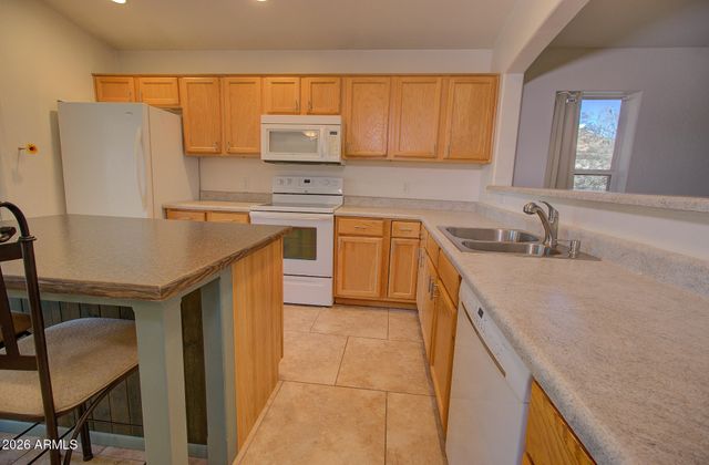 4927 W WARREN Drive, Casa Grande, AZ 85194