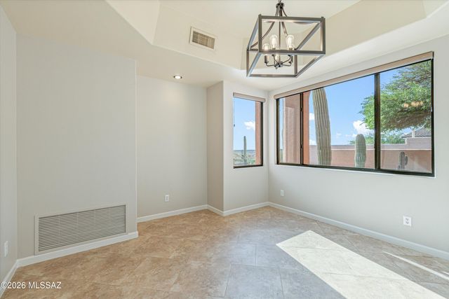 10050 N Alder Spring Drive, Tucson, AZ 85737