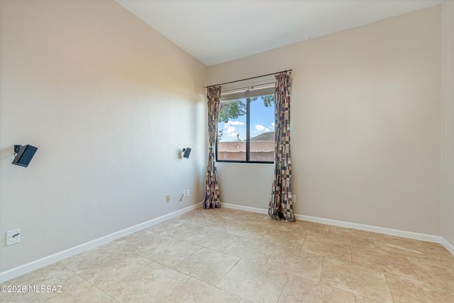 10050 N Alder Spring Drive, Tucson, AZ 85737