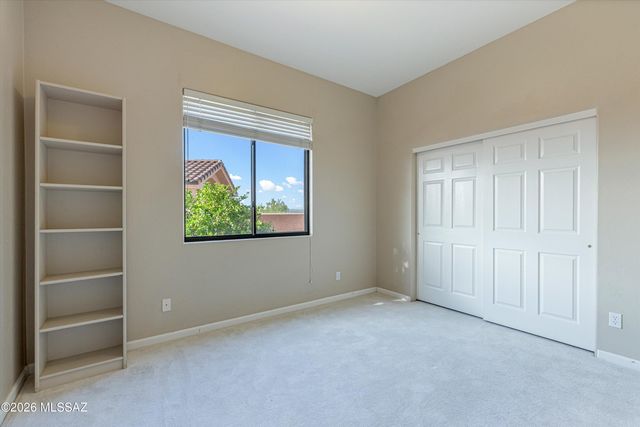 10050 N Alder Spring Drive, Tucson, AZ 85737