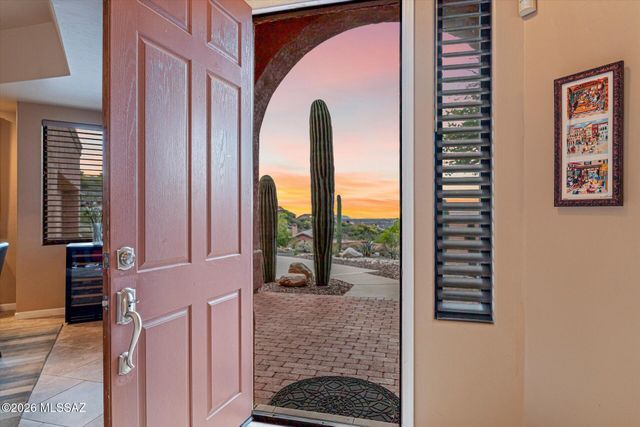10050 N Alder Spring Drive, Tucson, AZ 85737