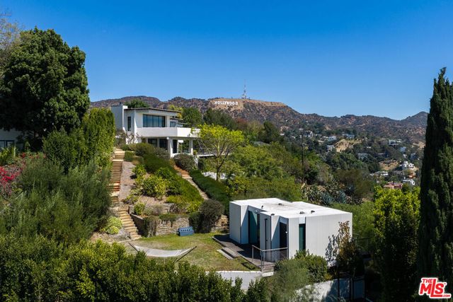 2824 Durand Drive, Los Angeles, CA 90068