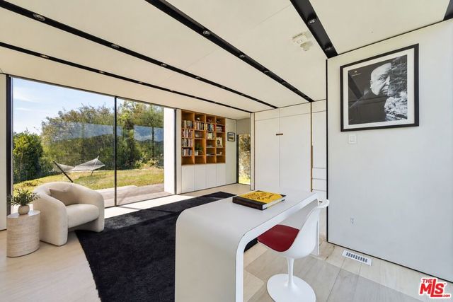 2824 Durand Drive, Los Angeles, CA 90068
