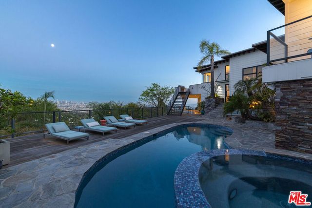 2824 Durand Drive, Los Angeles, CA 90068