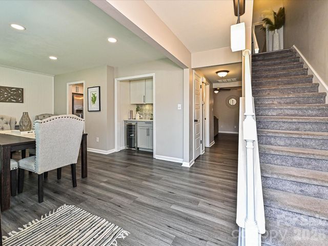 8069 Regent Park Lane, Charlotte, NC 28210