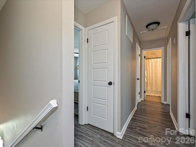 8069 Regent Park Lane, Charlotte, NC 28210