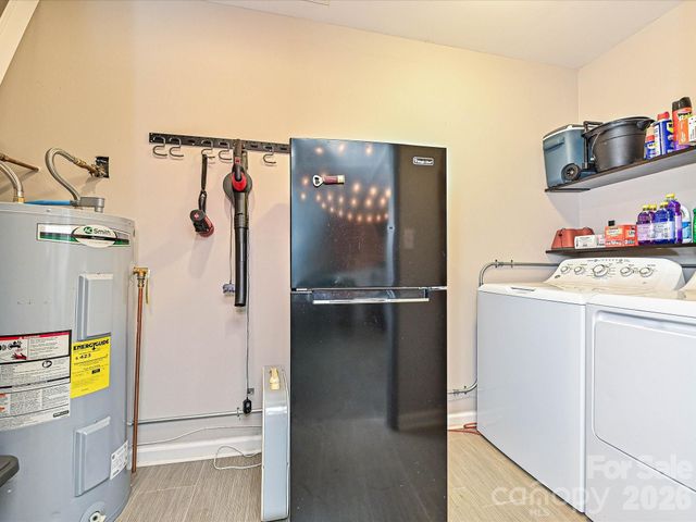 8069 Regent Park Lane, Charlotte, NC 28210
