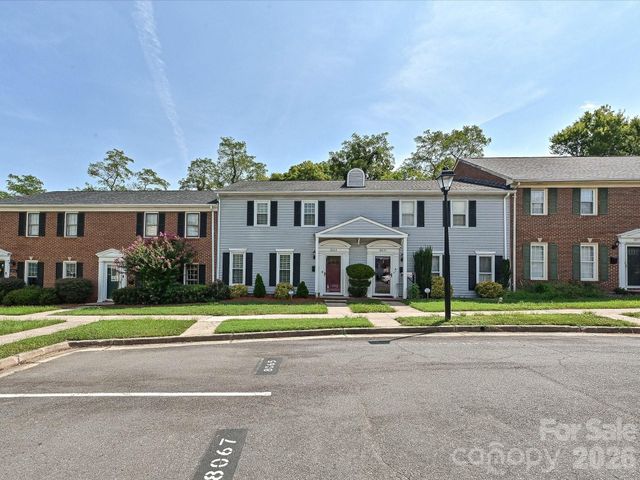 8069 Regent Park Lane, Charlotte, NC 28210