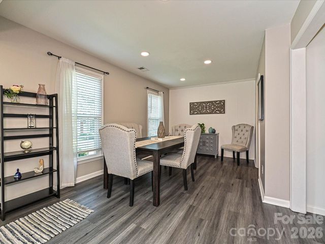 8069 Regent Park Lane, Charlotte, NC 28210
