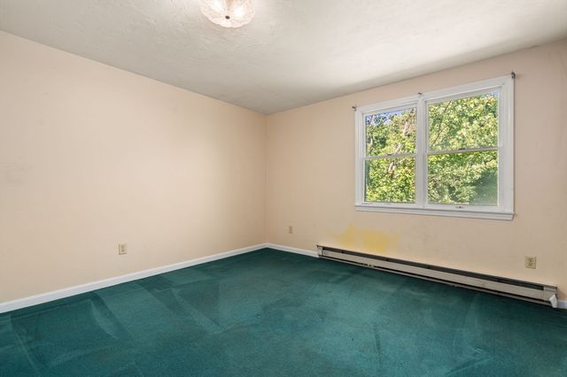 18 Lake St, Shrewsbury, MA 01545