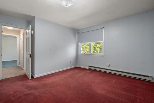 18 Lake St, Shrewsbury, MA 01545
