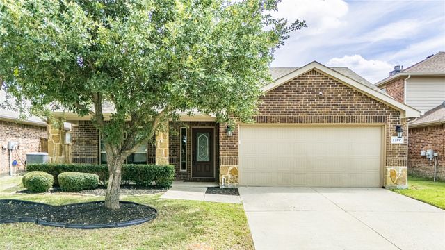 1107 Dickenson Drive, Melissa, TX 75454