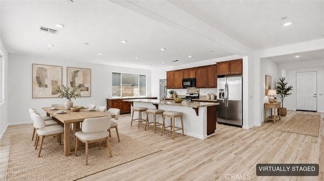 7911 Sea Salt Avenue, Fontana, CA 92336