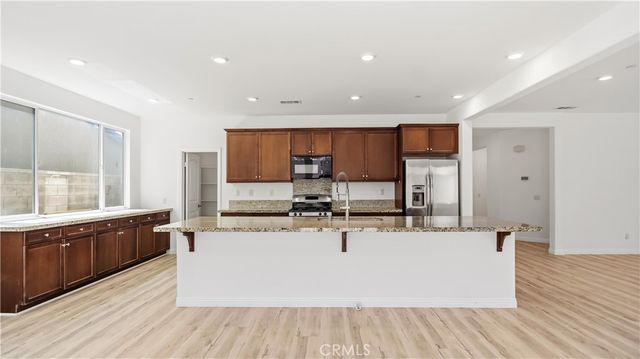 7911 Sea Salt Avenue, Fontana, CA 92336