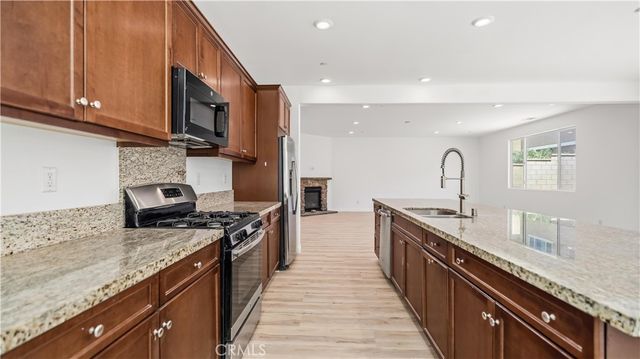 7911 Sea Salt Avenue, Fontana, CA 92336