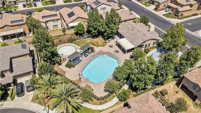 7911 Sea Salt Avenue, Fontana, CA 92336