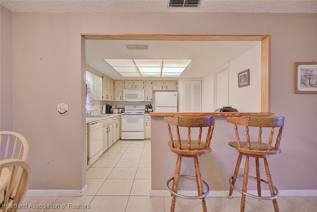 3 A Miracle Avenue, Avon Park, FL 33825