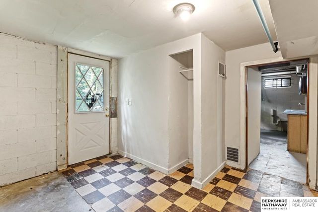 3701 Bedford Avenue, Omaha, NE 68111