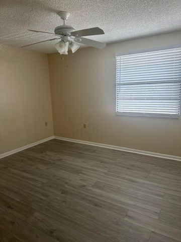 3507 VILLAGE Boulevard 302, West Palm Beach, FL 33409