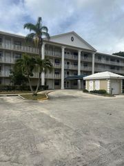3507 VILLAGE Boulevard 302, West Palm Beach, FL 33409