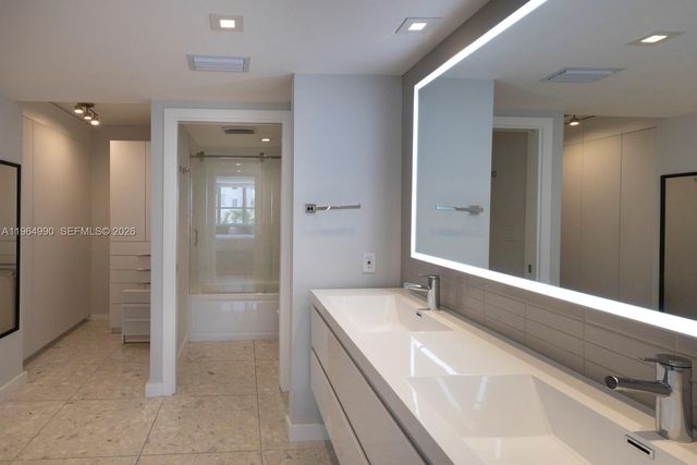 11 Island Ave 606, Miami Beach, FL 33139