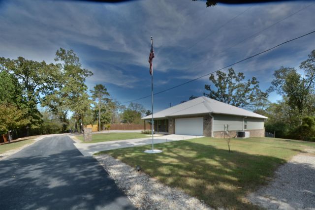 104 HINTON Lane, Hot Springs, AR 71901