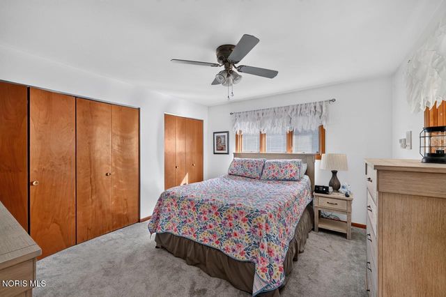 1512 Highland Green Drive, Toledo, OH 43614