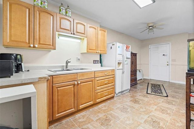 1450 SHADOWBROOK Drive, Marietta, GA 30062