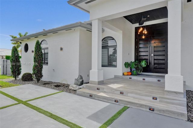 2600 SW 128th Court, Miami, FL 33175