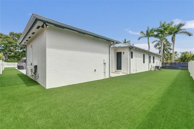 2600 SW 128th Court, Miami, FL 33175