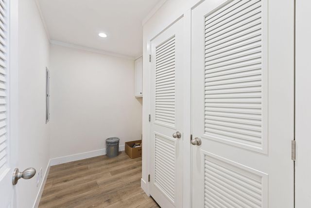 6105 Fox Drive, Ravenel, SC 29470