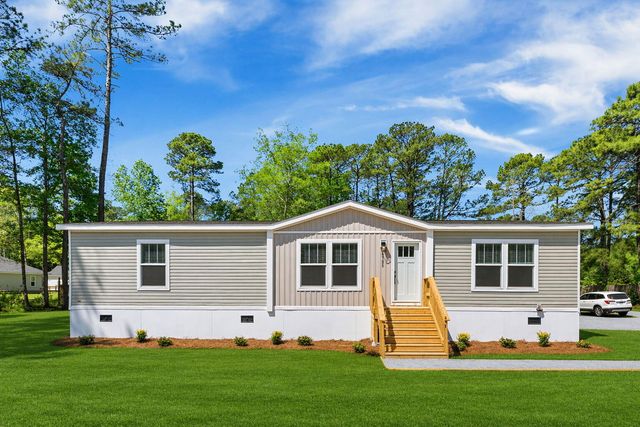 6105 Fox Drive, Ravenel, SC 29470