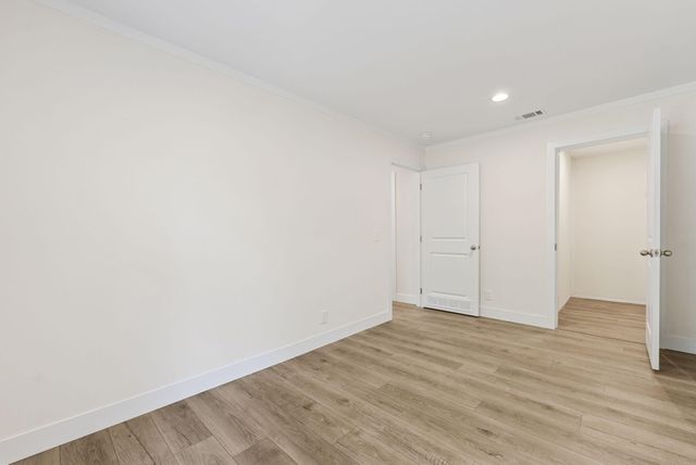 6105 Fox Drive, Ravenel, SC 29470